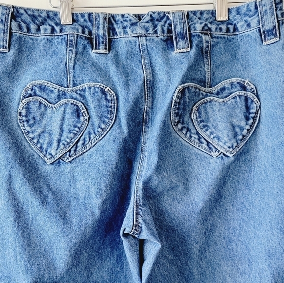 Bay Studio khakis blue jean capri with heart shaped pockets‎ size 14 - Picture 3 of 7